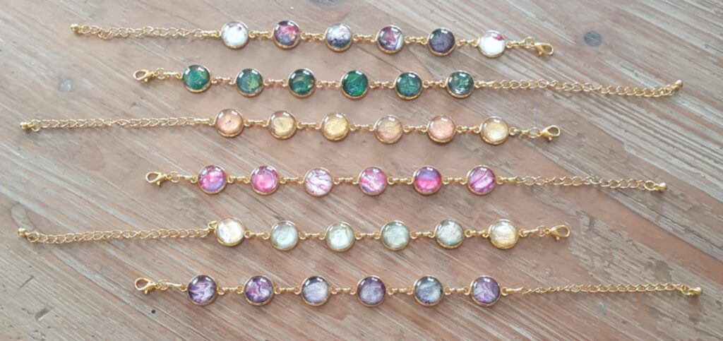 Bijoux artisanaux pouring - Bracelets dorés - Nphenix