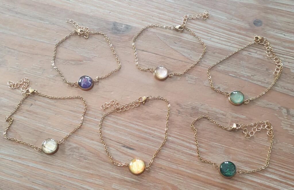 Bijoux artisanaux pouring - Bracelets dorés - Nphenix