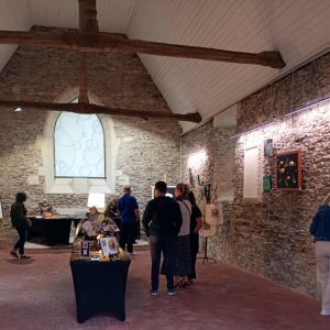 Photo lors de l'exposition chapelle Basse Goulaine - Nphenix