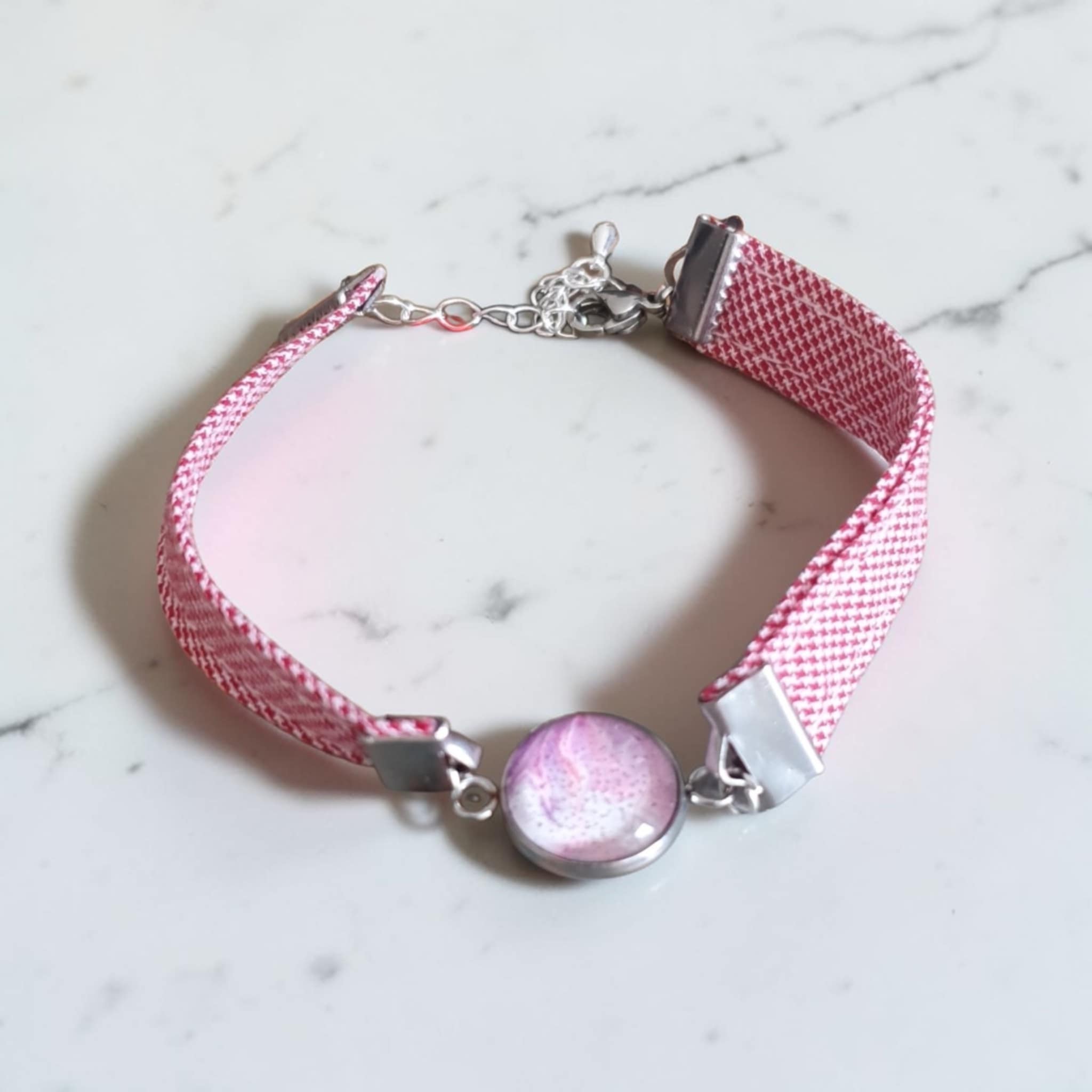 Bracelet argenté artistique Nuage Lilas – Bijou unique - Collaboration tissus Mylcouz'êtes – Image 3