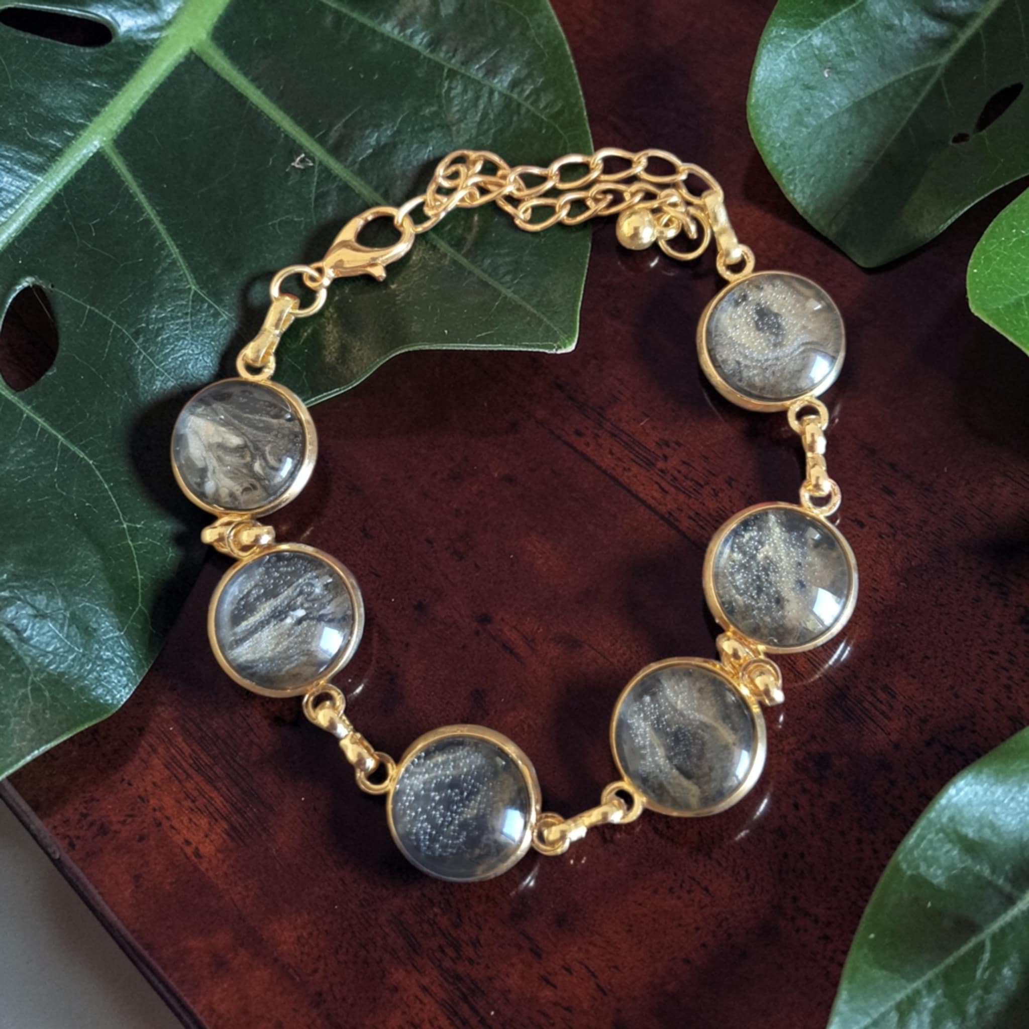 Bracelet doré 6 ronds artistique Harmonie Colorée – Bijou unique