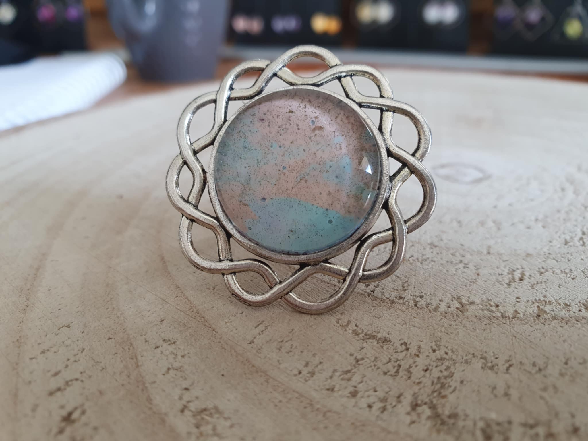 Bague argentée artistique Marguerite Ciel Rosé – Bijou unique – Image 3