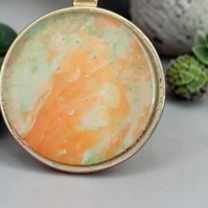 Collier doré artistique Flammes – Bijou unique