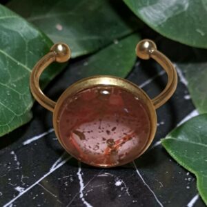 bague dorée ronde