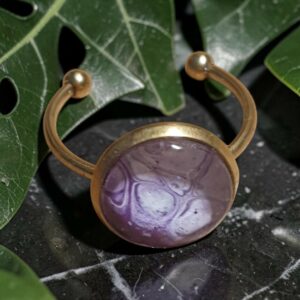 bague dorée ronde